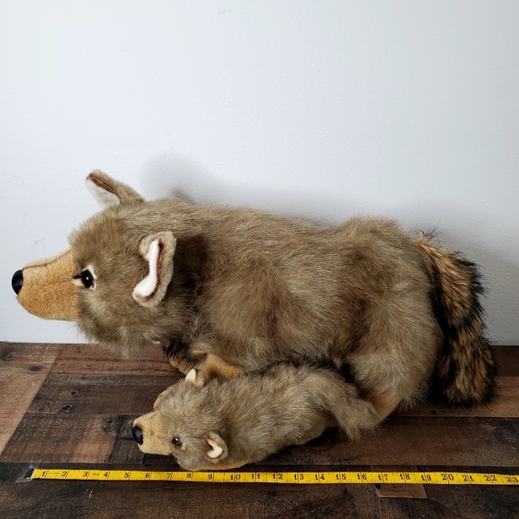 Fine Toy Large Plush Wolf Mom And Cub Stuffed Animals RARE & Realistic Set - Picture 6 of 7